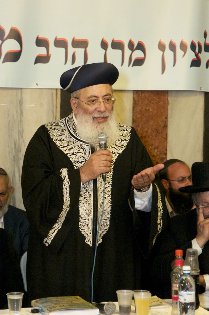 בגעגועים לרב מרדכי אליהו זצ"ל: סליחות במערת המכפלה