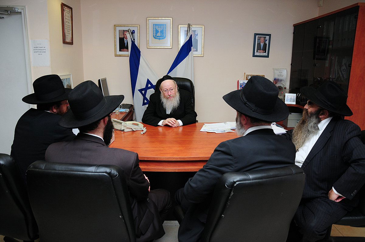 השרה לבנת גילתה למשלחת חב"ד: "מובילה מאבק בהקפאה"