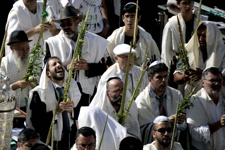 חרף המתיחות: מעמד אדיר של "ברכת כהנים" בכותל