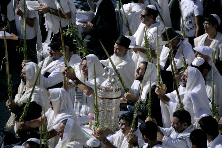 חרף המתיחות: מעמד אדיר של "ברכת כהנים" בכותל