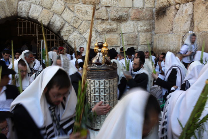 חרף המתיחות: מעמד אדיר של "ברכת כהנים" בכותל