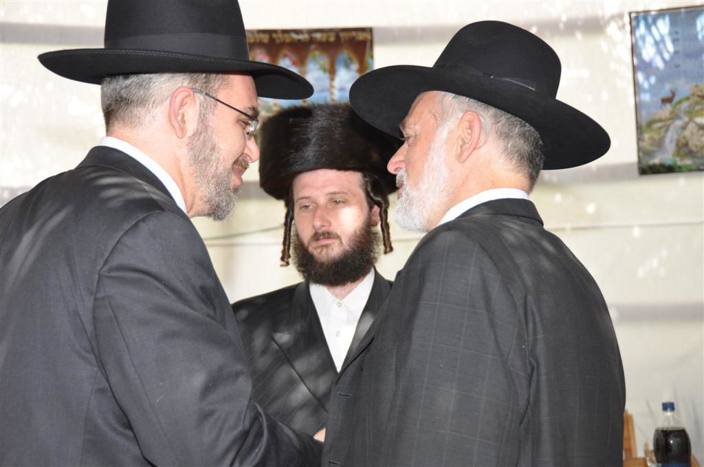 גלריה, וידאו: בסוכה של ראש העיר בני-ברק