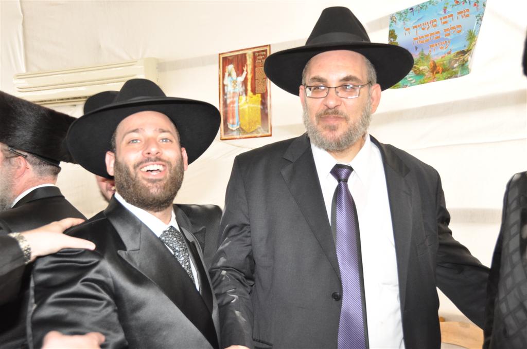 גלריה, וידאו: בסוכה של ראש העיר בני-ברק