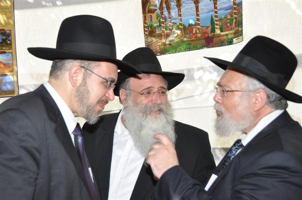 גלריה, וידאו: בסוכה של ראש העיר בני-ברק