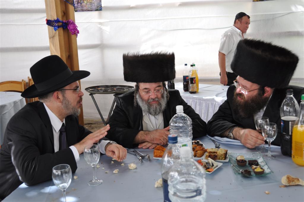 גלריה, וידאו: בסוכה של ראש העיר בני-ברק