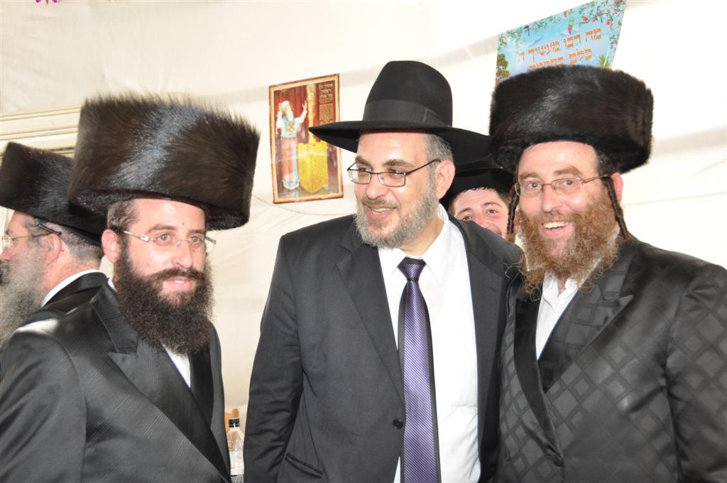 גלריה, וידאו: בסוכה של ראש העיר בני-ברק