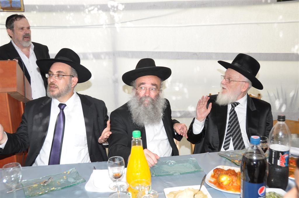 גלריה, וידאו: בסוכה של ראש העיר בני-ברק