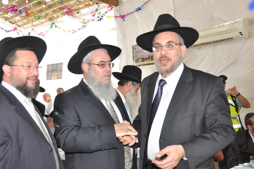 גלריה, וידאו: בסוכה של ראש העיר בני-ברק