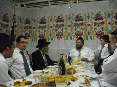 בסוכת הגר"י דרעי: גילויים חדשים על הבחירות בי-ם