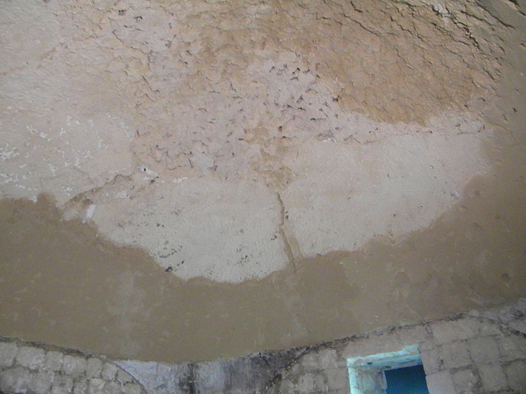 תיעוד לילי: תפילה בקבר יוסף המשופץ