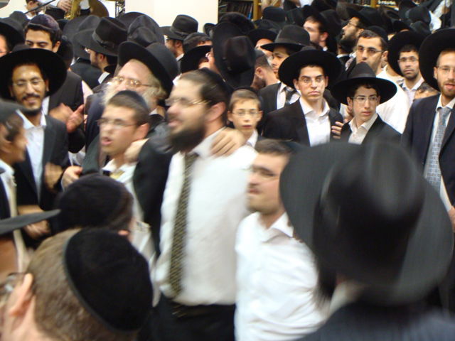 בישיבת "אהבת שלום" לא הפסיקו לרקוד