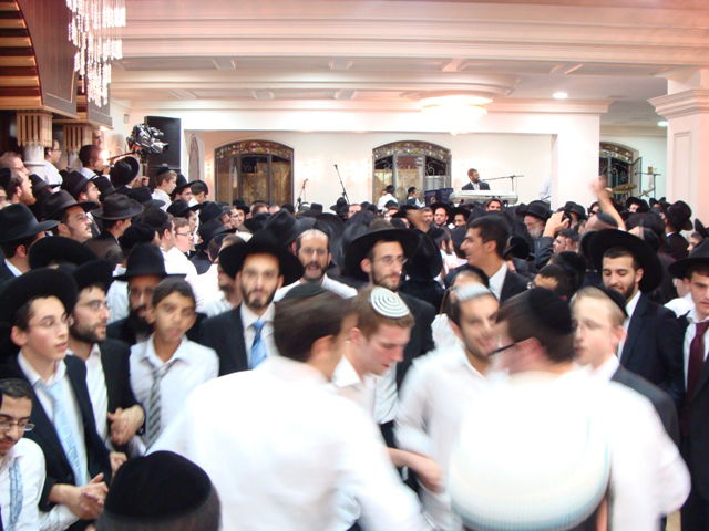 בישיבת "אהבת שלום" לא הפסיקו לרקוד