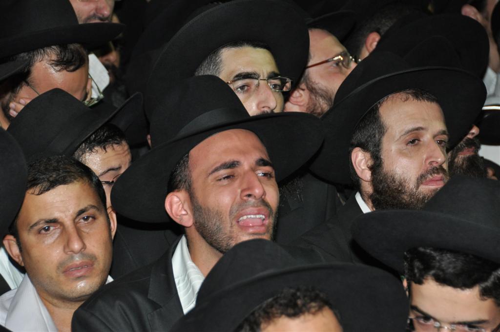 ובית ישראל יבכו: רבבות בהלווית הגר"י מועלם זצ"ל