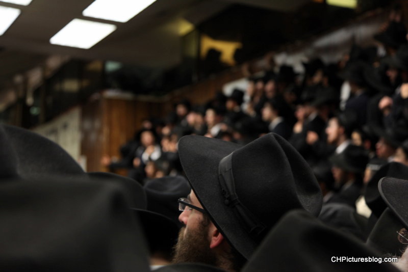 חב"ד רושמת שיא: רבבה בבית 770 בניו-יורק