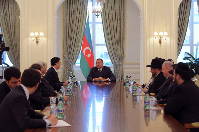 מדינה מוסלמית חנכה מוסד של חב"ד; פרס שלח ברכה