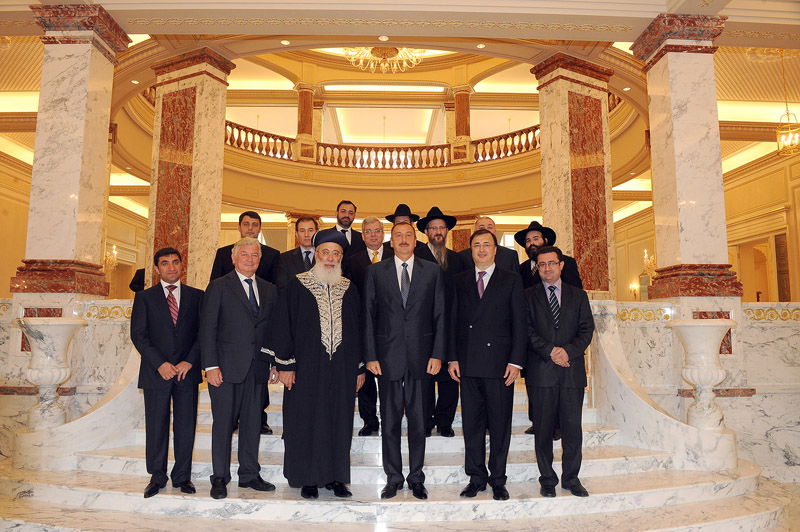 מדינה מוסלמית חנכה מוסד של חב"ד; פרס שלח ברכה