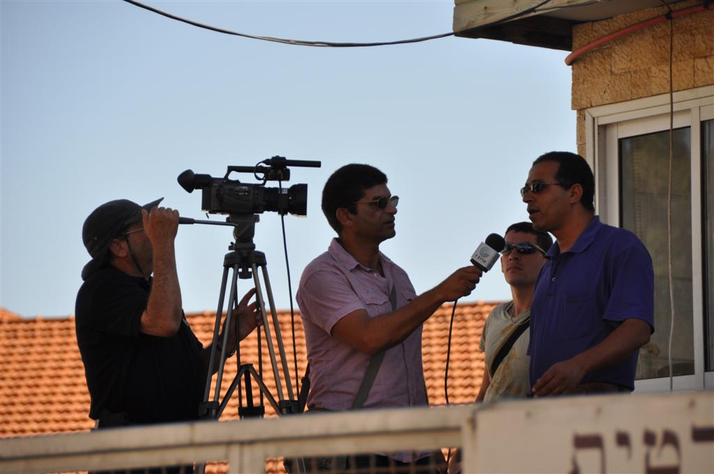 תיעוד מצולם: האברכים התפללו, החומה קרסה