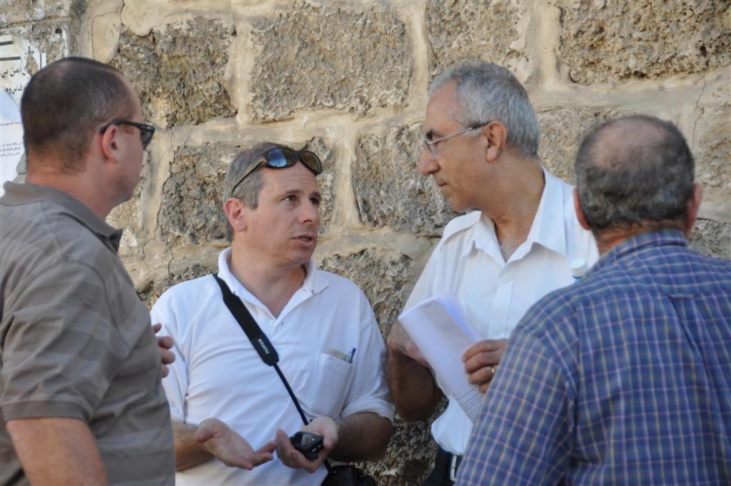 תיעוד מצולם: האברכים התפללו, החומה קרסה