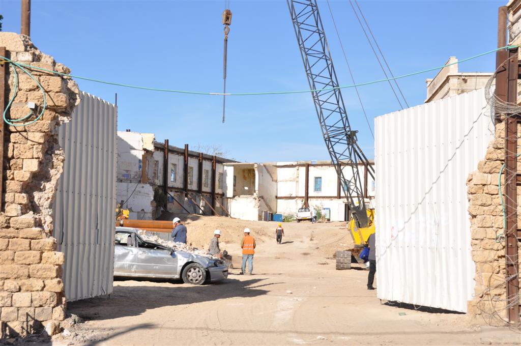 תיעוד מצולם: האברכים התפללו, החומה קרסה