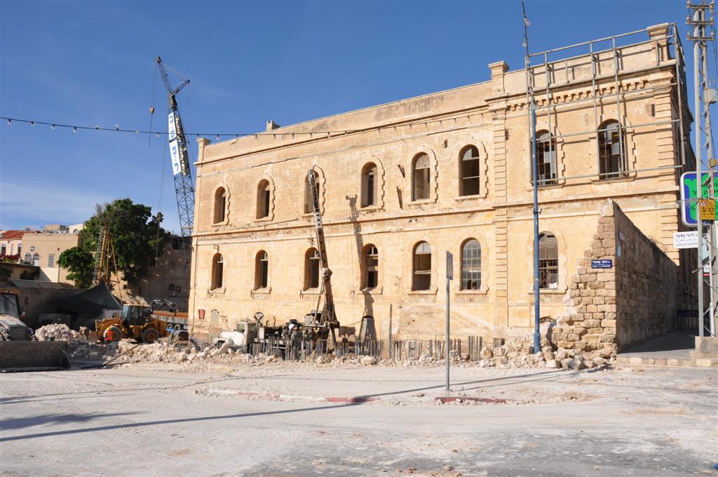 תיעוד מצולם: האברכים התפללו, החומה קרסה