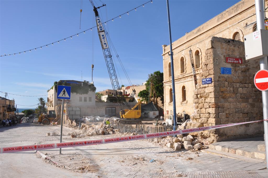 תיעוד מצולם: האברכים התפללו, החומה קרסה