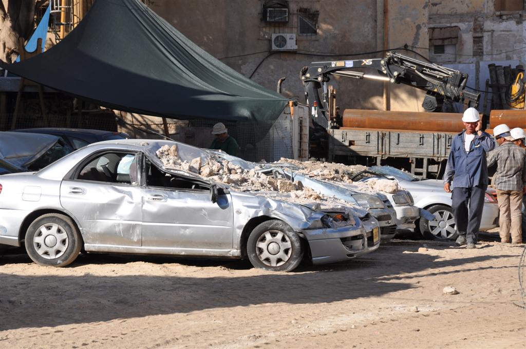 תיעוד מצולם: האברכים התפללו, החומה קרסה