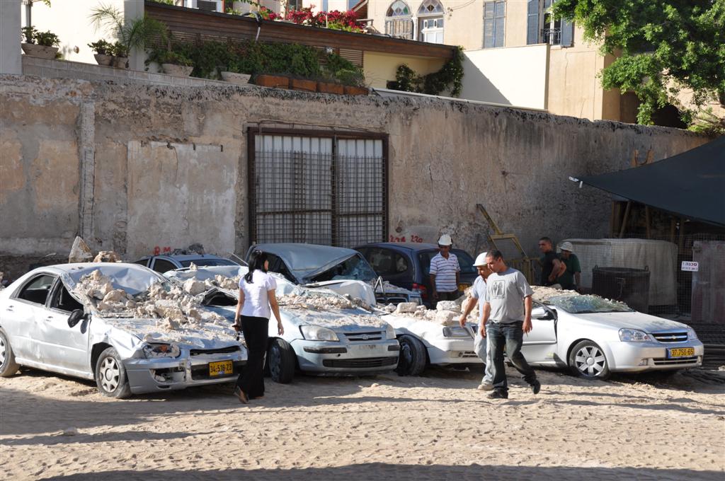 תיעוד מצולם: האברכים התפללו, החומה קרסה
