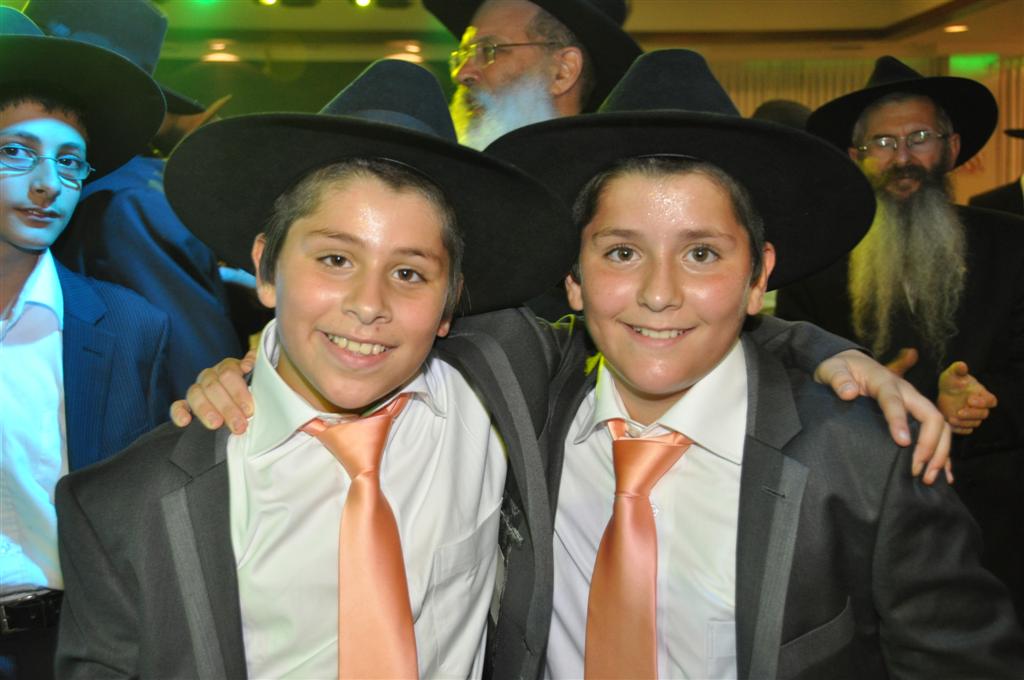 גלריה: בר מצווה לבניו של עמי מימון