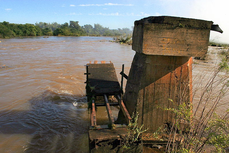 עוצר נשימה: תיעוד מרהיב מהמפלים הגדולים בעולם