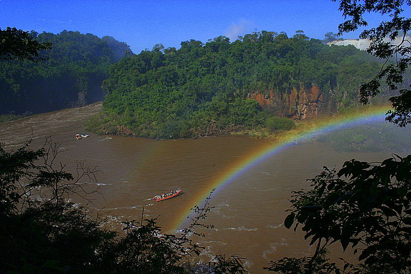 עוצר נשימה: תיעוד מרהיב מהמפלים הגדולים בעולם