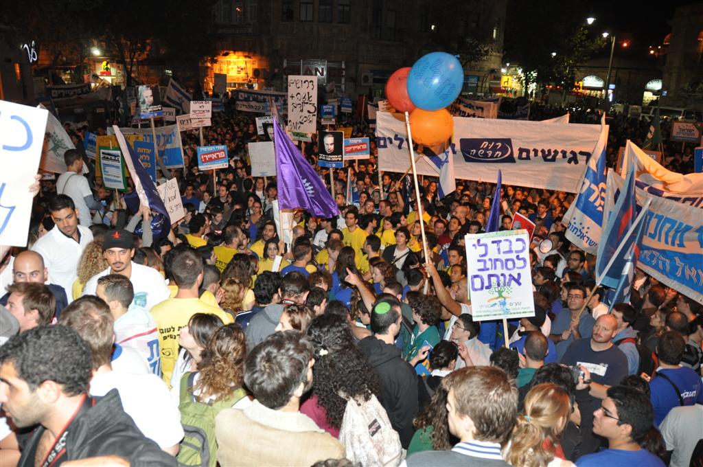 "זו לא מחאה נגד ציבור לומדי התורה. אנחנו בעדם"