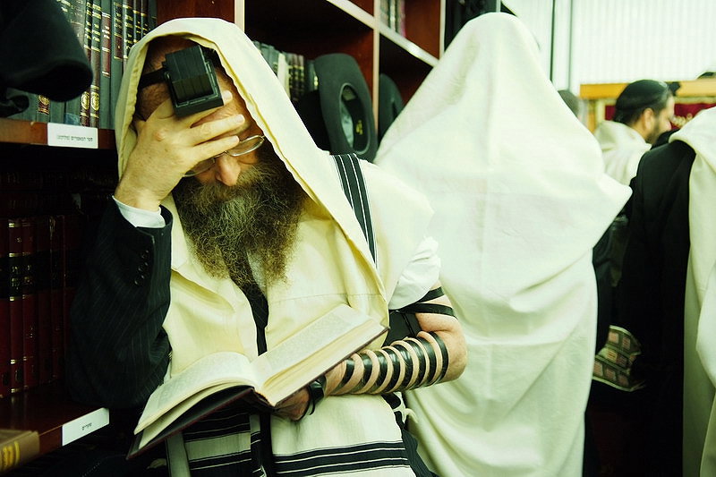 אירוע עוצמתי בציון הרבי: אלפי שלוחיו נשאו תפילה