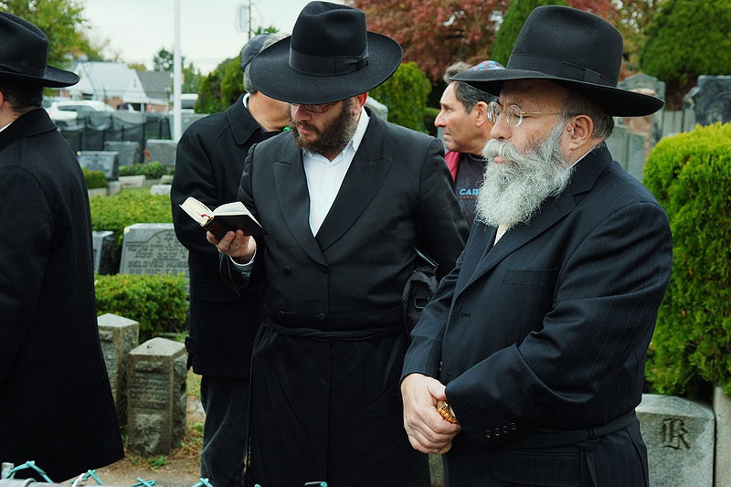 אירוע עוצמתי בציון הרבי: אלפי שלוחיו נשאו תפילה