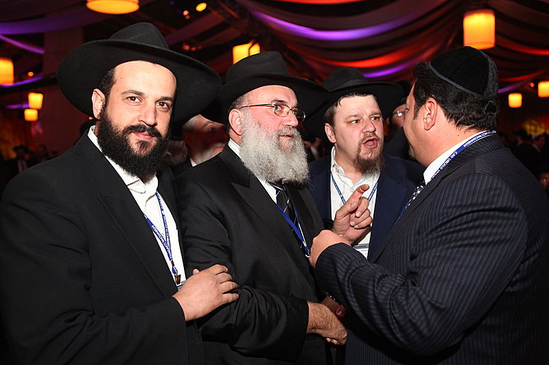 הגביר שתומך בחב"ד גילה: "מדוע אני תורם מיליונים?"