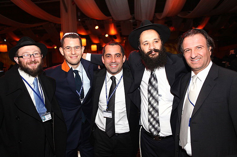 הגביר שתומך בחב"ד גילה: "מדוע אני תורם מיליונים?"