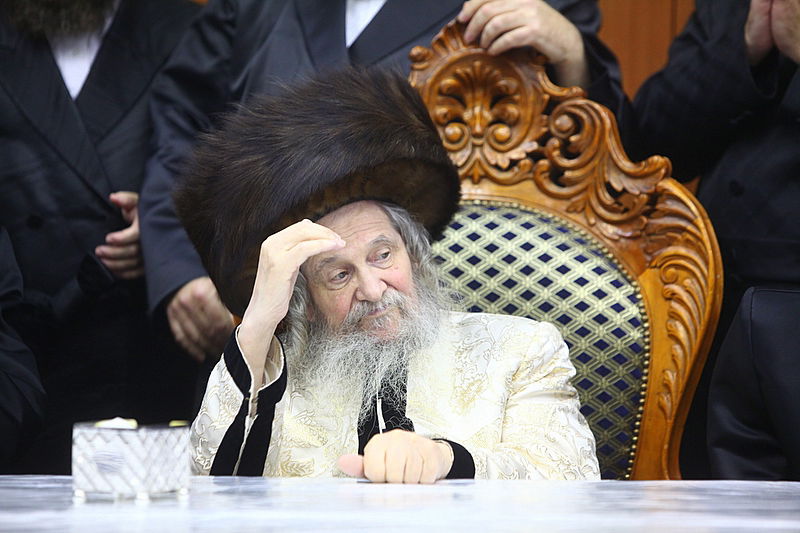 שׂוֹשׂ תָּשִׂישׂ: חתונת נכד כ"ק האדמו"ר מנדבורנא