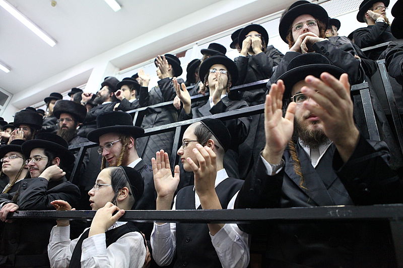 שׂוֹשׂ תָּשִׂישׂ: חתונת נכד כ"ק האדמו"ר מנדבורנא