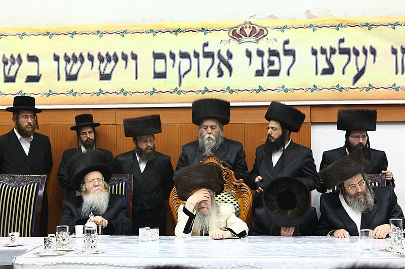 שׂוֹשׂ תָּשִׂישׂ: חתונת נכד כ"ק האדמו"ר מנדבורנא