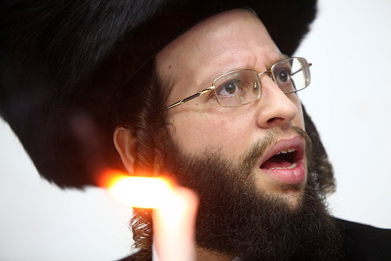 שׂוֹשׂ תָּשִׂישׂ: חתונת נכד כ"ק האדמו"ר מנדבורנא