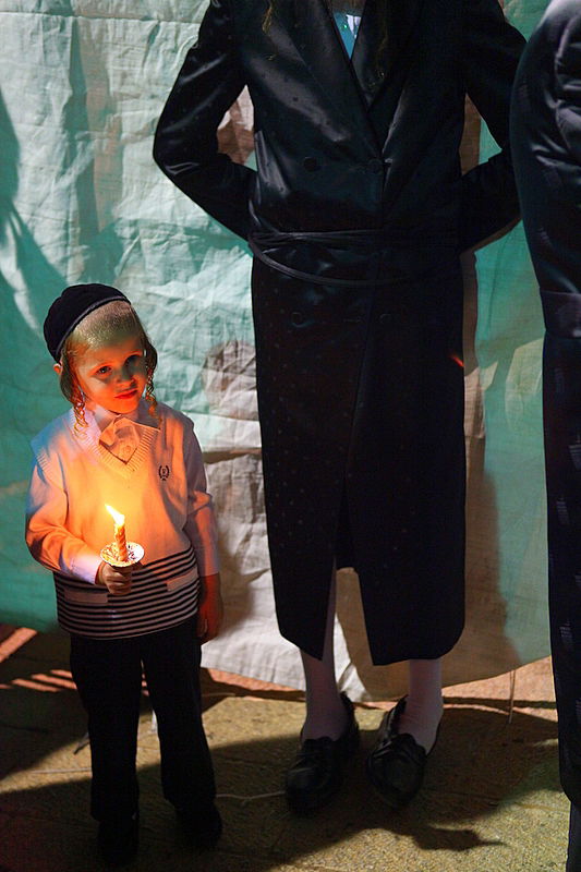 שׂוֹשׂ תָּשִׂישׂ: חתונת נכד כ"ק האדמו"ר מנדבורנא