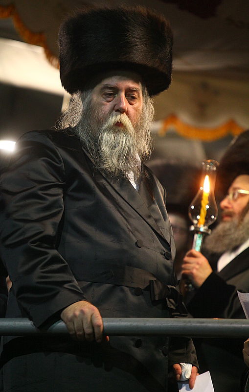 שׂוֹשׂ תָּשִׂישׂ: חתונת נכד כ"ק האדמו"ר מנדבורנא