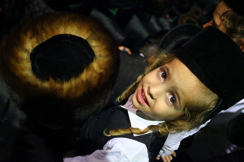 שׂוֹשׂ תָּשִׂישׂ: חתונת נכד כ"ק האדמו"ר מנדבורנא