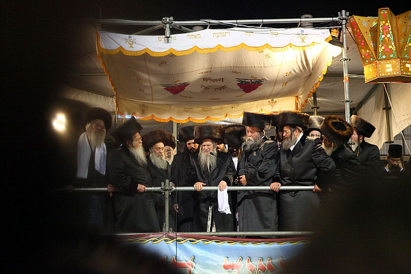 שׂוֹשׂ תָּשִׂישׂ: חתונת נכד כ"ק האדמו"ר מנדבורנא