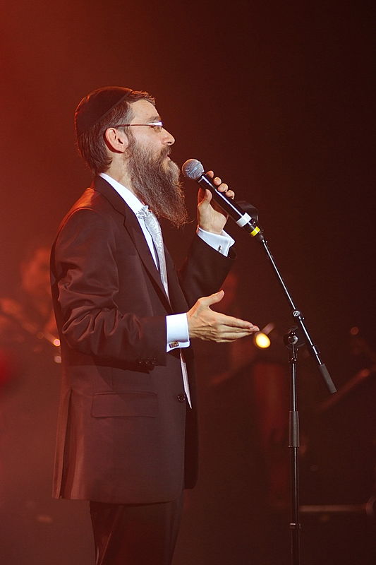 המלך בהיכל: אברהם פריד בהיכל התרבות, גלריית ענק