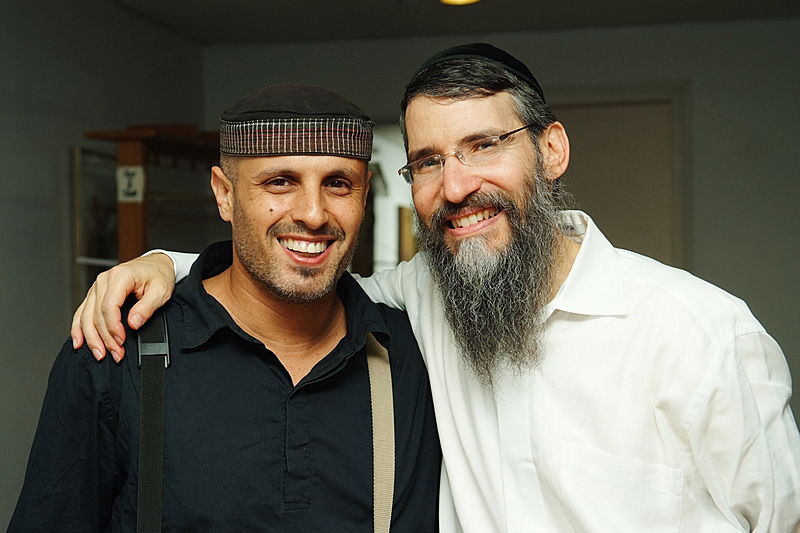 המלך בהיכל: אברהם פריד בהיכל התרבות, גלריית ענק