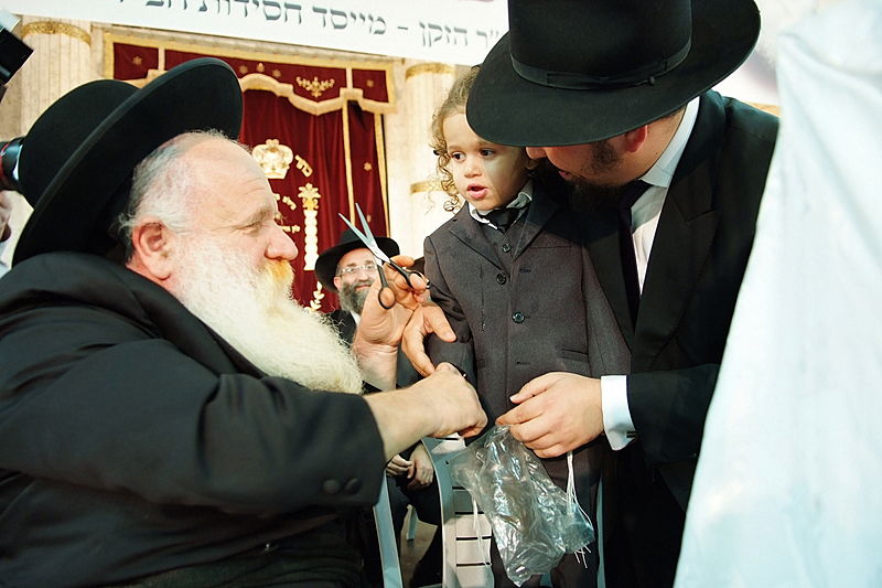 ה"חוזר" בירושלים, המזכיר בכפר-חב"ד, הנשיא ברוסיה