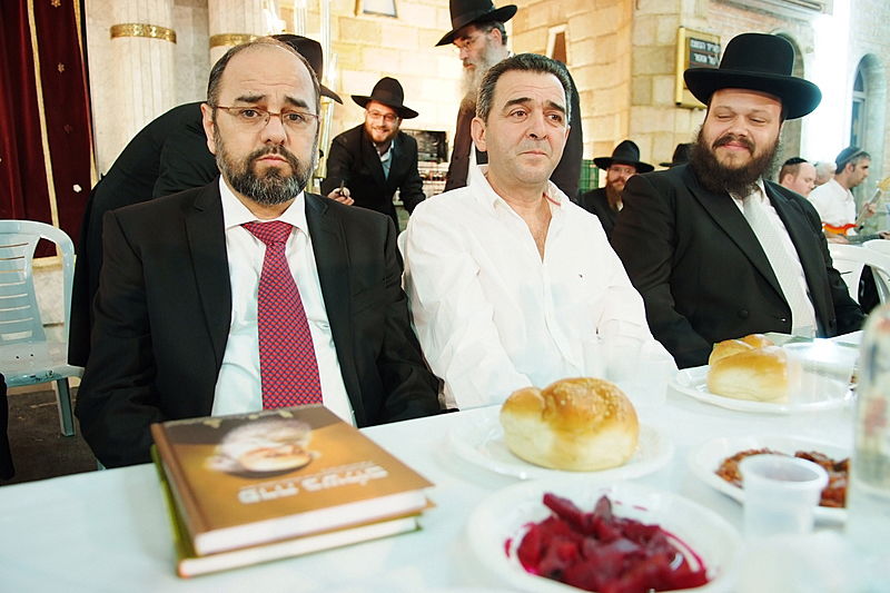 ה"חוזר" בירושלים, המזכיר בכפר-חב"ד, הנשיא ברוסיה