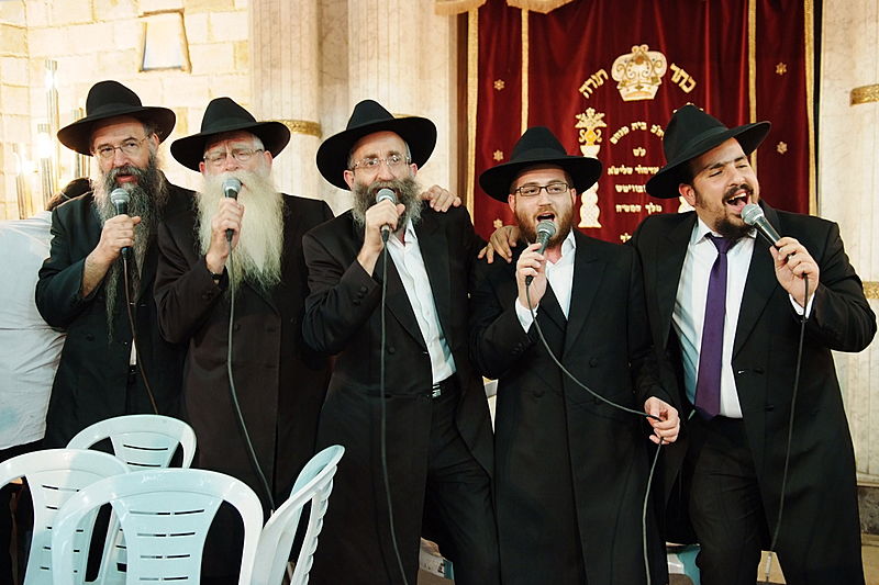 ה"חוזר" בירושלים, המזכיר בכפר-חב"ד, הנשיא ברוסיה