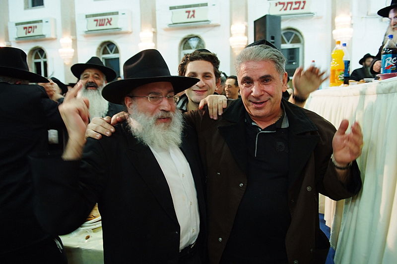 ה"חוזר" בירושלים, המזכיר בכפר-חב"ד, הנשיא ברוסיה