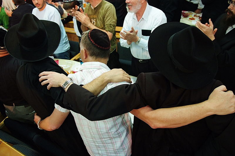 ה"חוזר" בירושלים, המזכיר בכפר-חב"ד, הנשיא ברוסיה